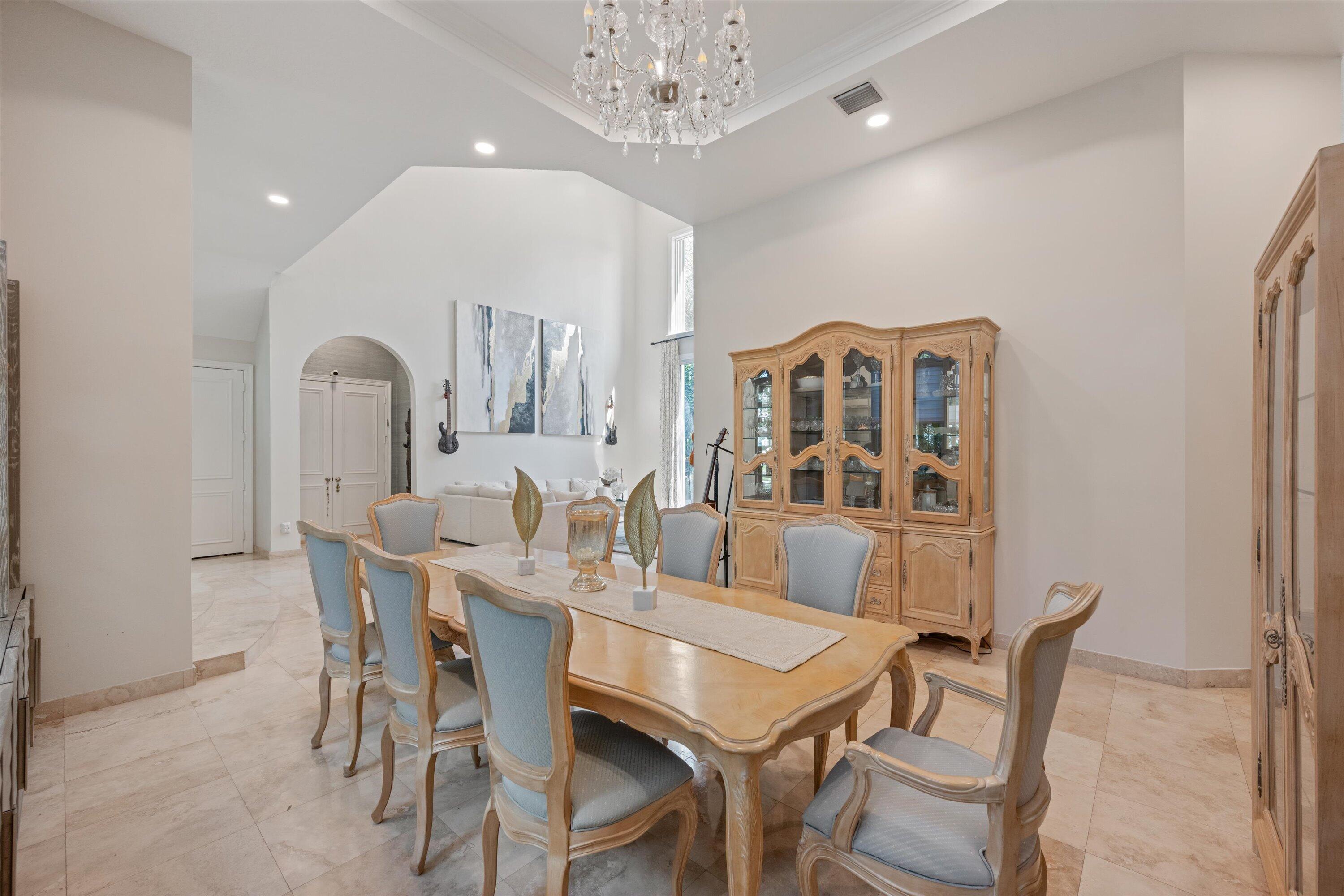 4699 Gleneagles Drive