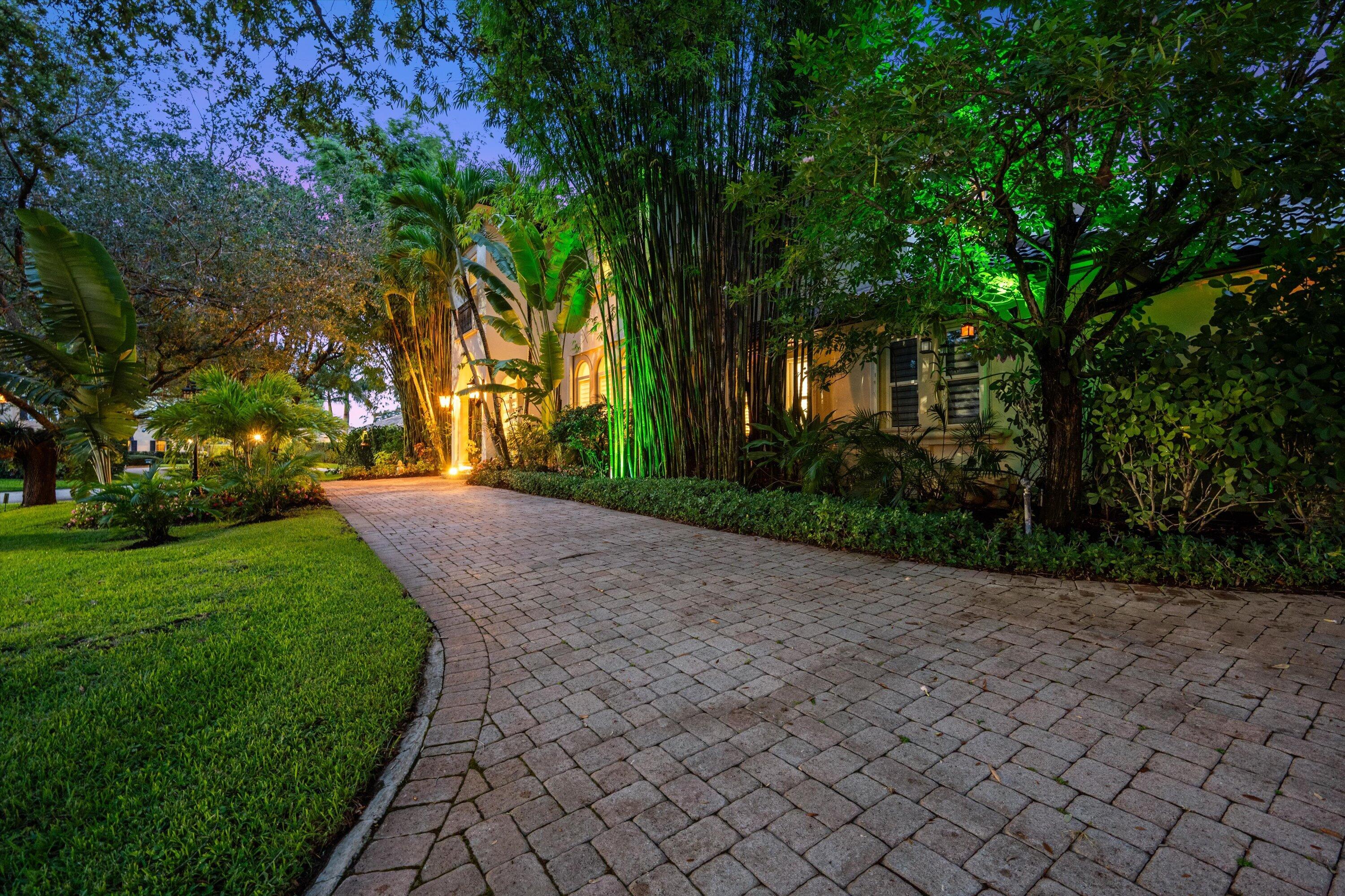 4699 Gleneagles Drive