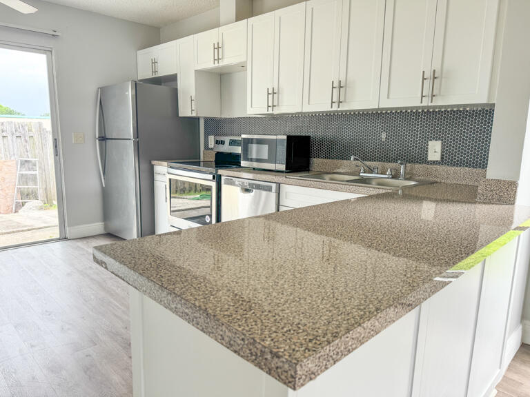 4852 Orleans Court D