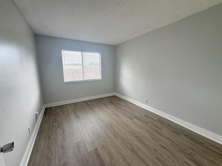 4852 Orleans Court D