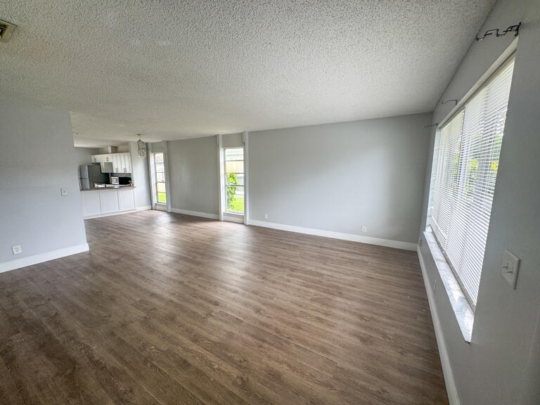 4852 Orleans Court D