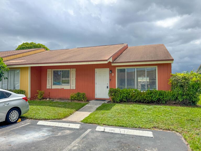 4852 Orleans Court D