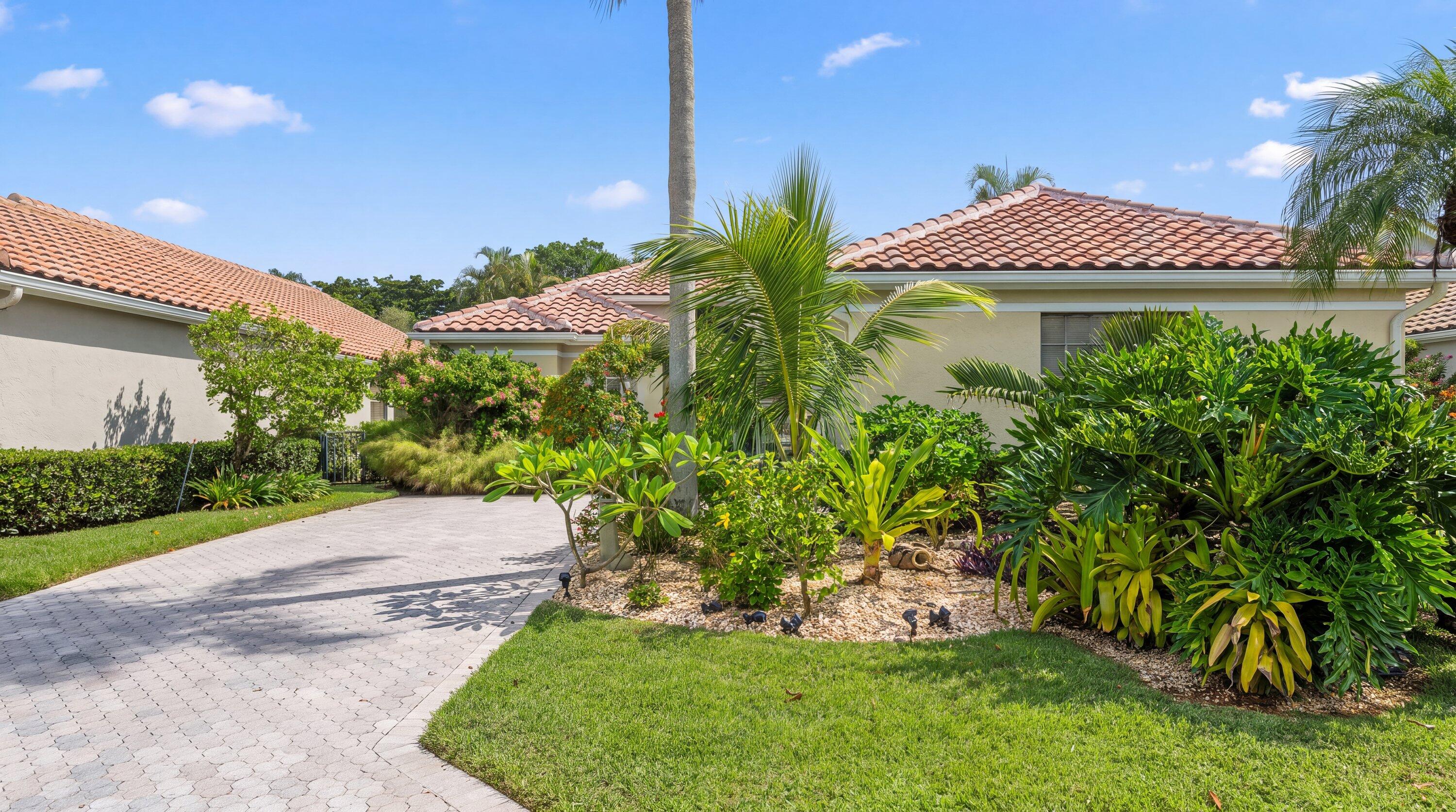 10080 Dover Carriage Lane