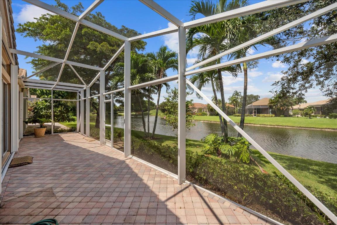4550 Carlton Golf Drive