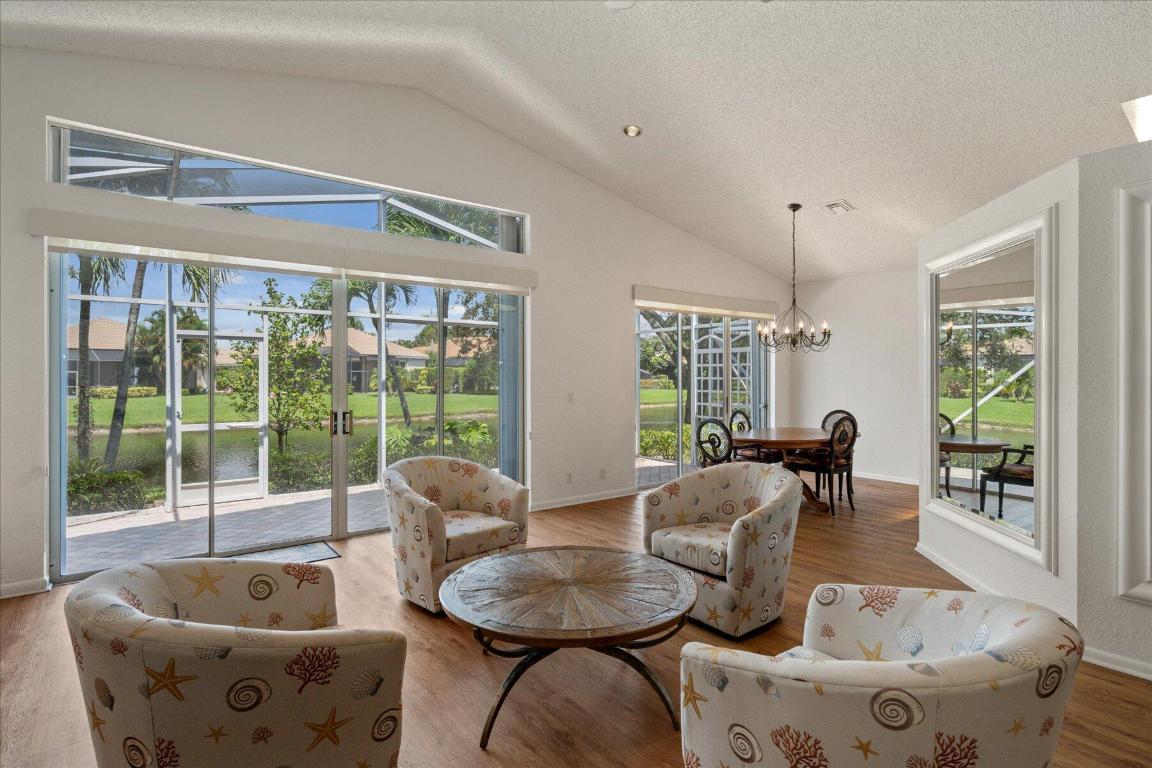 4550 Carlton Golf Drive