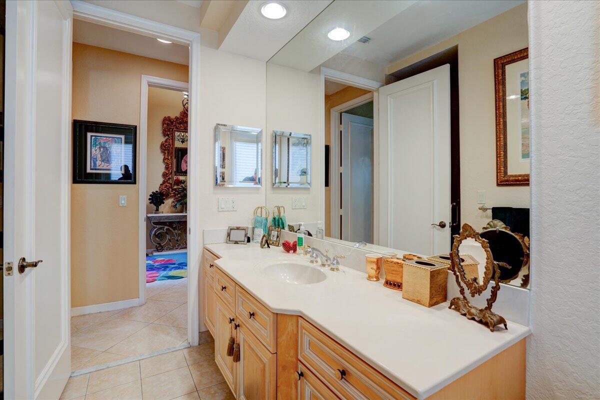 10568 Northgreen Drive