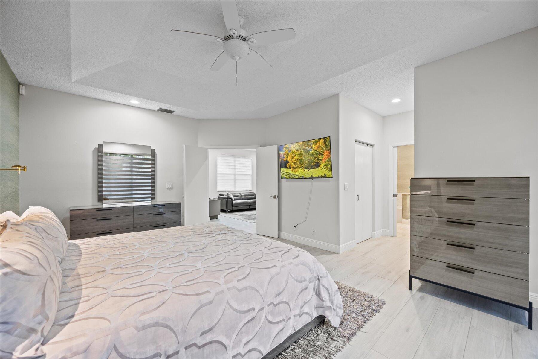4546 Carlton Golf Drive