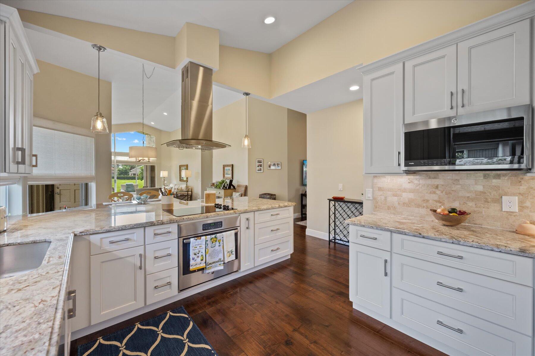 4754 Carlton Golf Drive