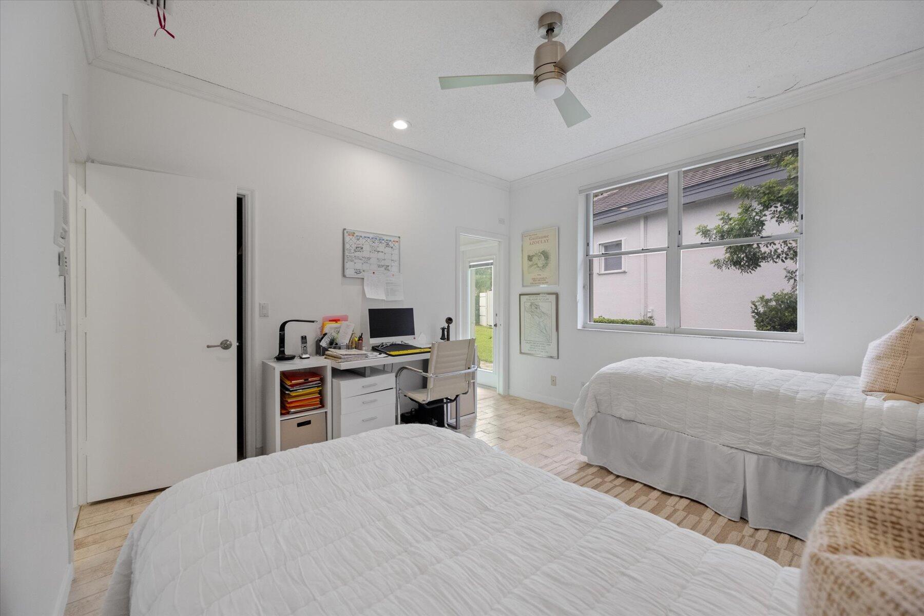 4901 Exeter Estate Lane