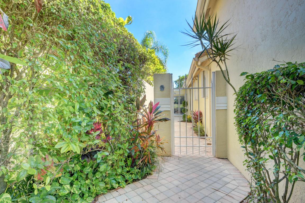 4726 Carlton Golf Drive