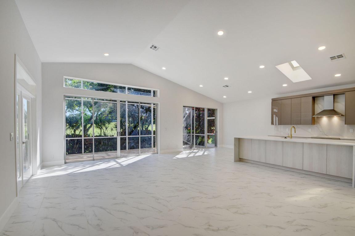 4726 Carlton Golf Drive