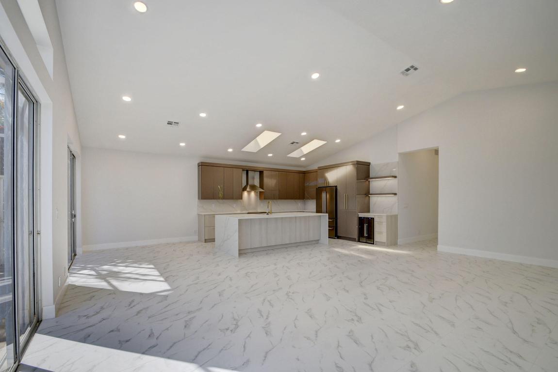 4726 Carlton Golf Drive