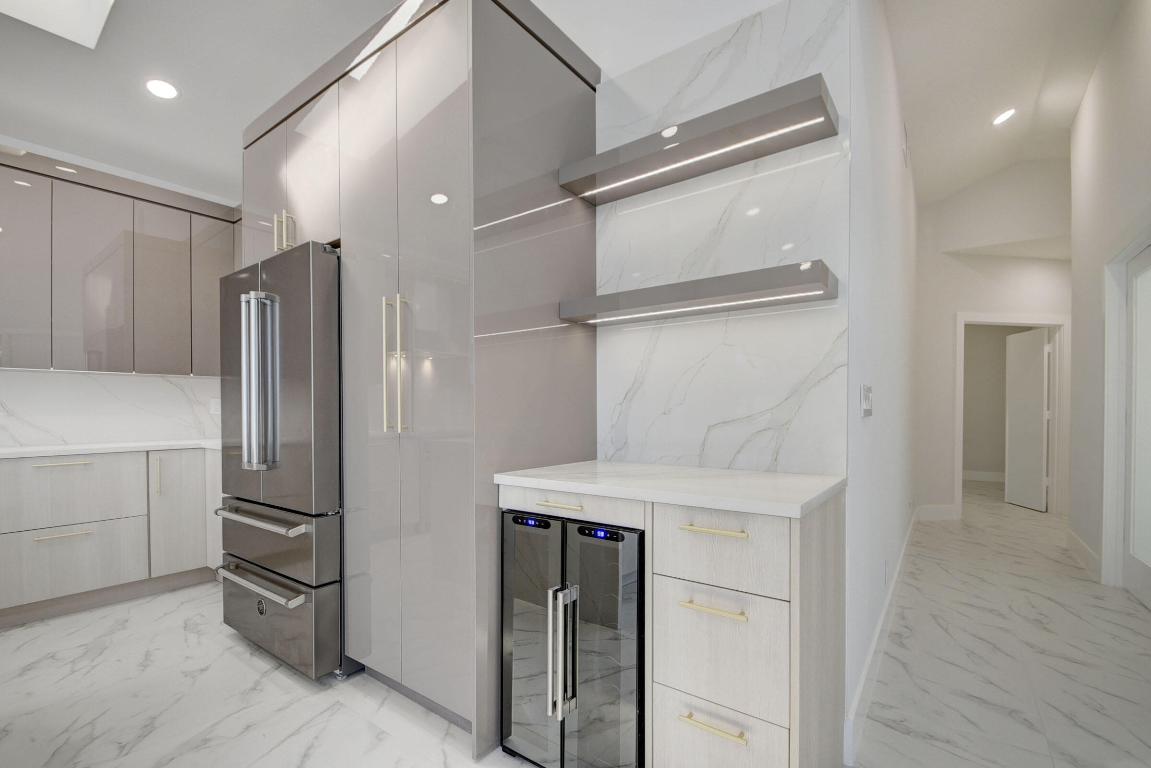 4726 Carlton Golf Drive