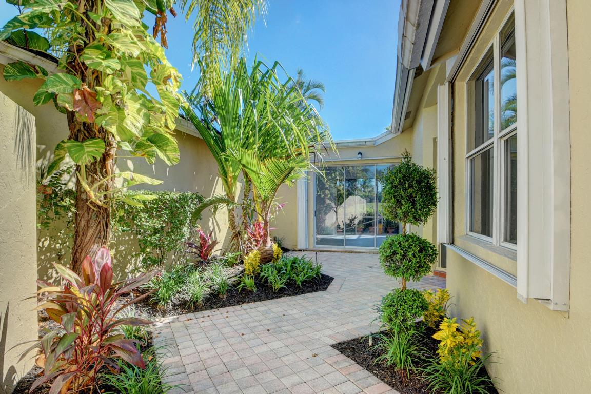 4726 Carlton Golf Drive