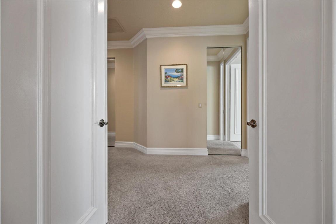 10463 Laurel Estates Lane