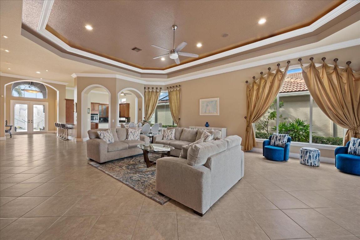 10463 Laurel Estates Lane