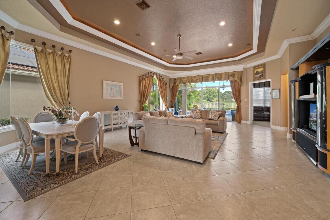 10463 Laurel Estates Lane