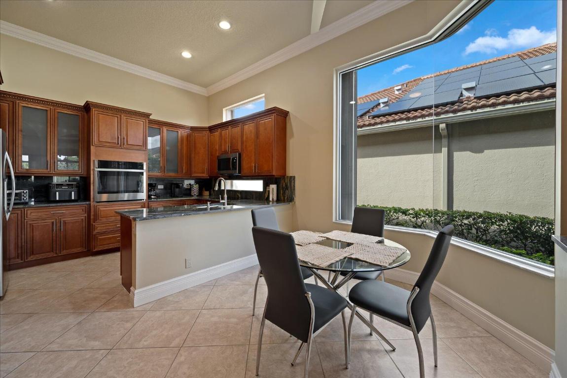10463 Laurel Estates Lane