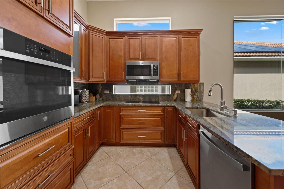 10463 Laurel Estates Lane
