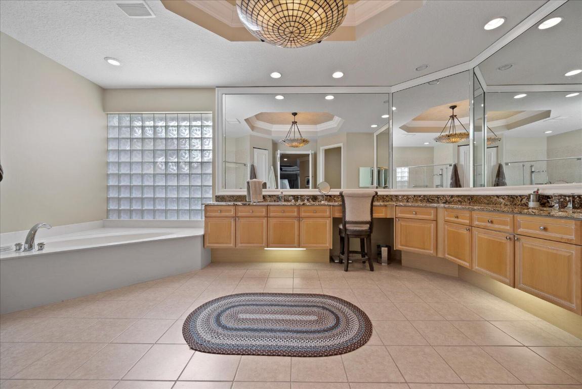 10463 Laurel Estates Lane