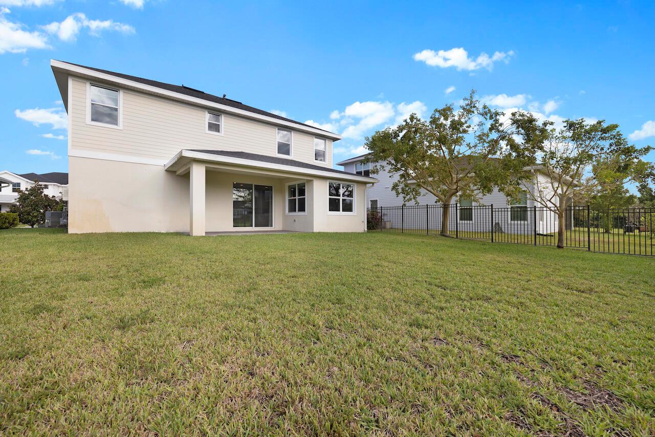 915 Sweetgrass Street