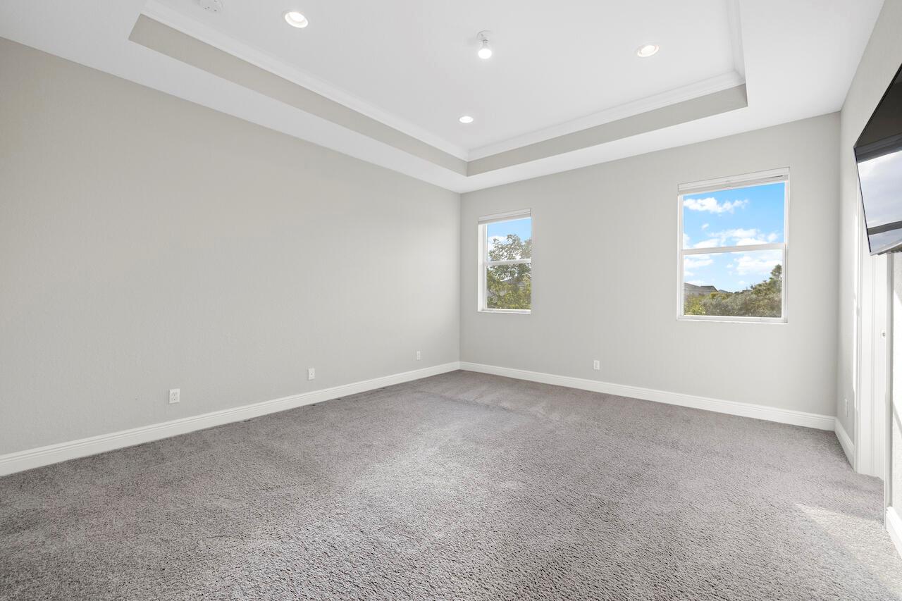 915 Sweetgrass Street