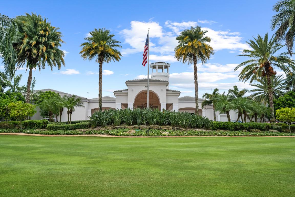 10511 Laurel Estates Lane