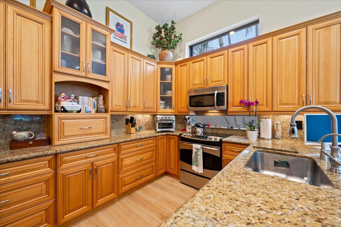 10511 Laurel Estates Lane