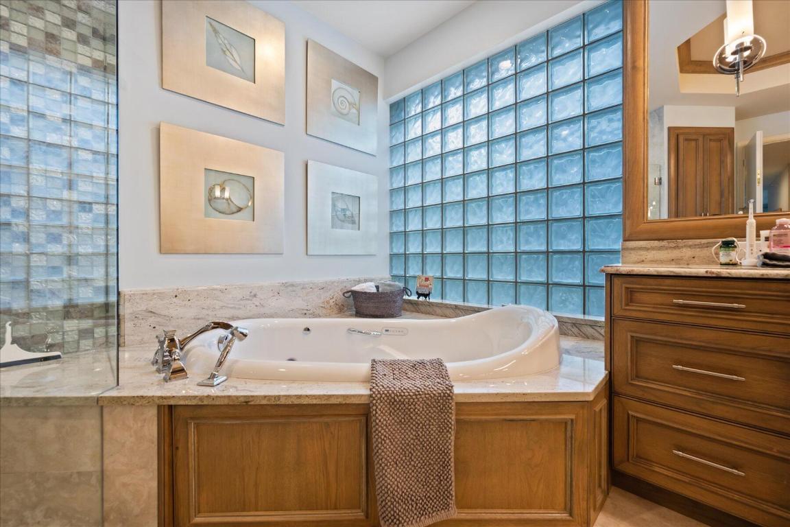 10511 Laurel Estates Lane