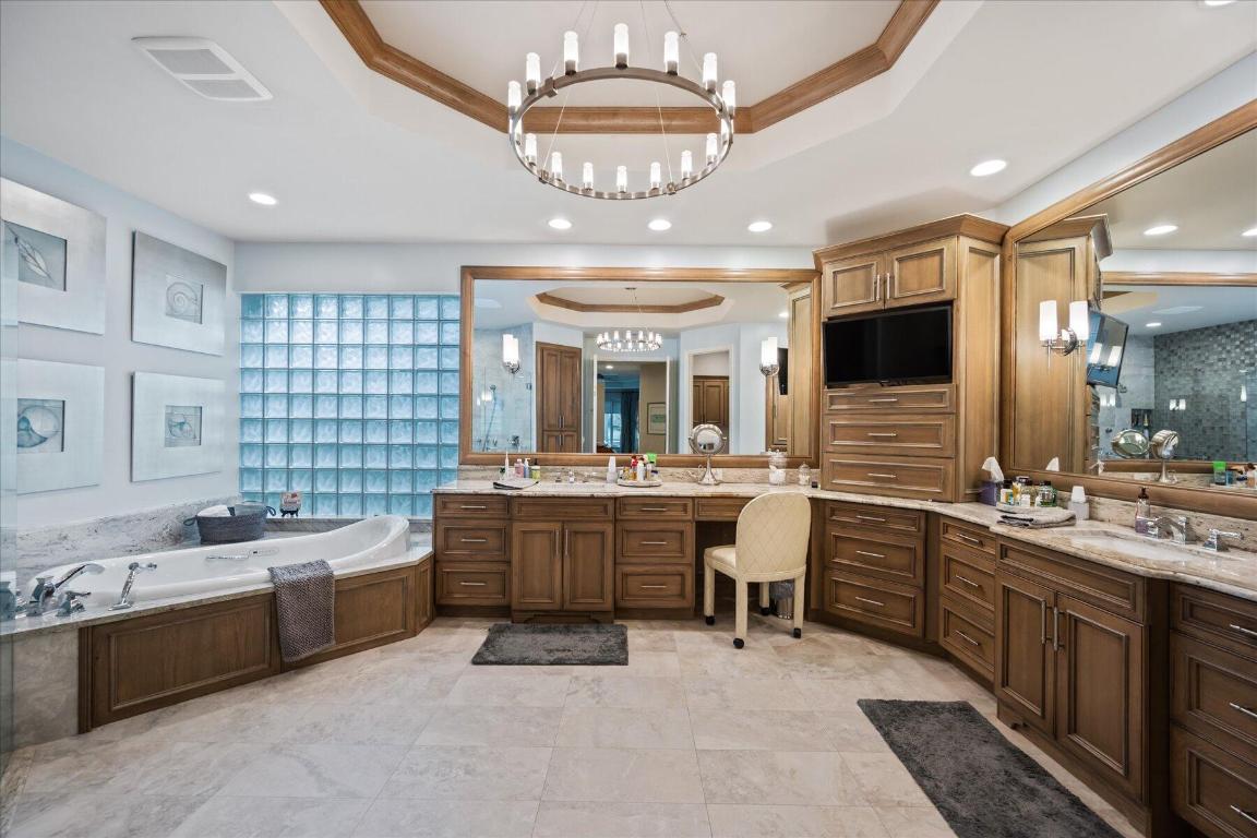 10511 Laurel Estates Lane