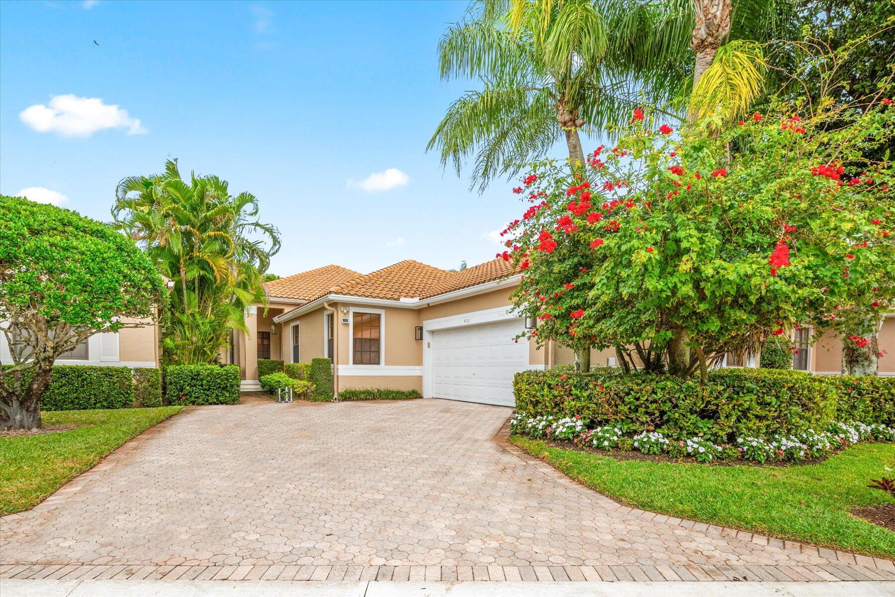 4561 Barclay Fair Way