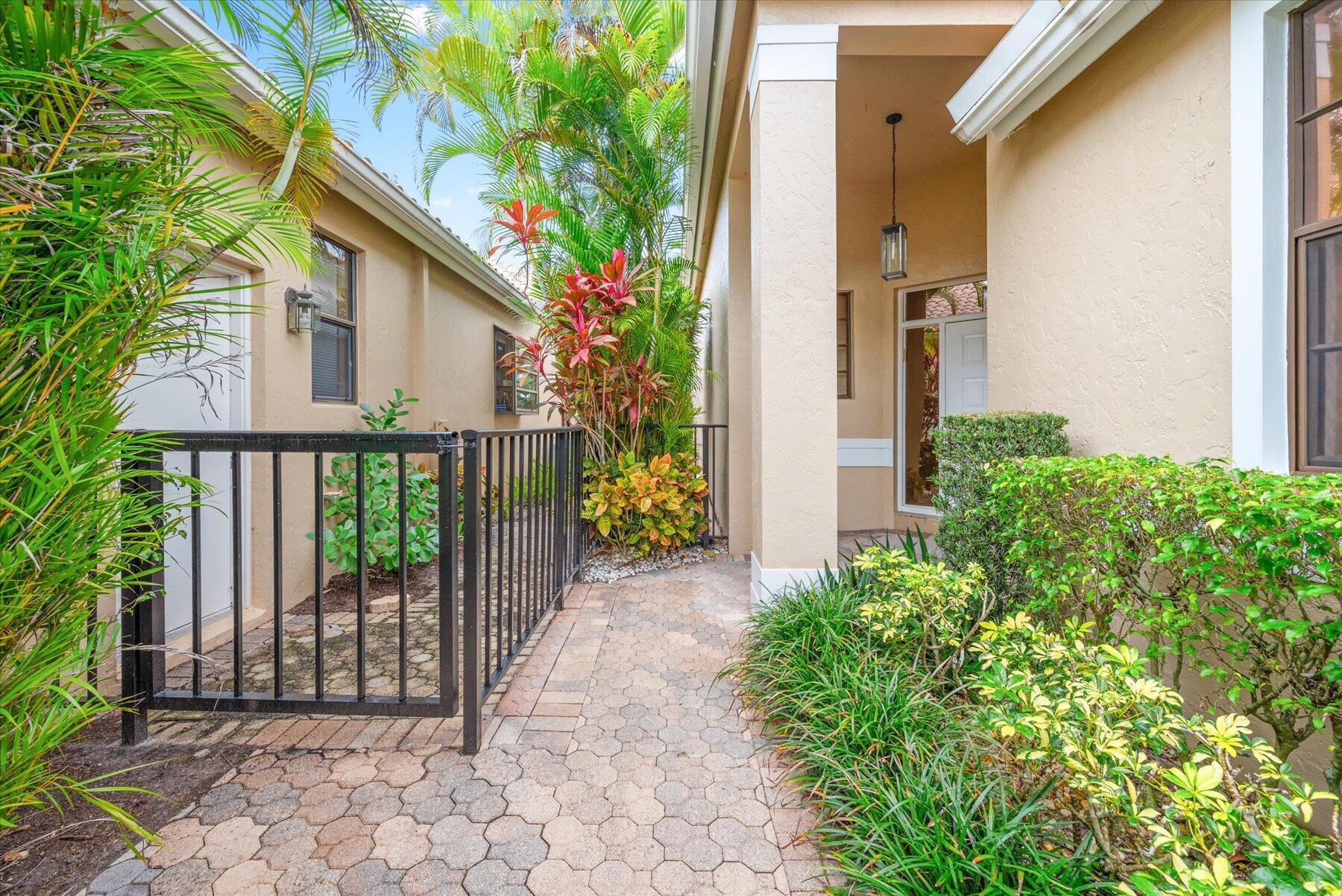 4561 Barclay Fair Way