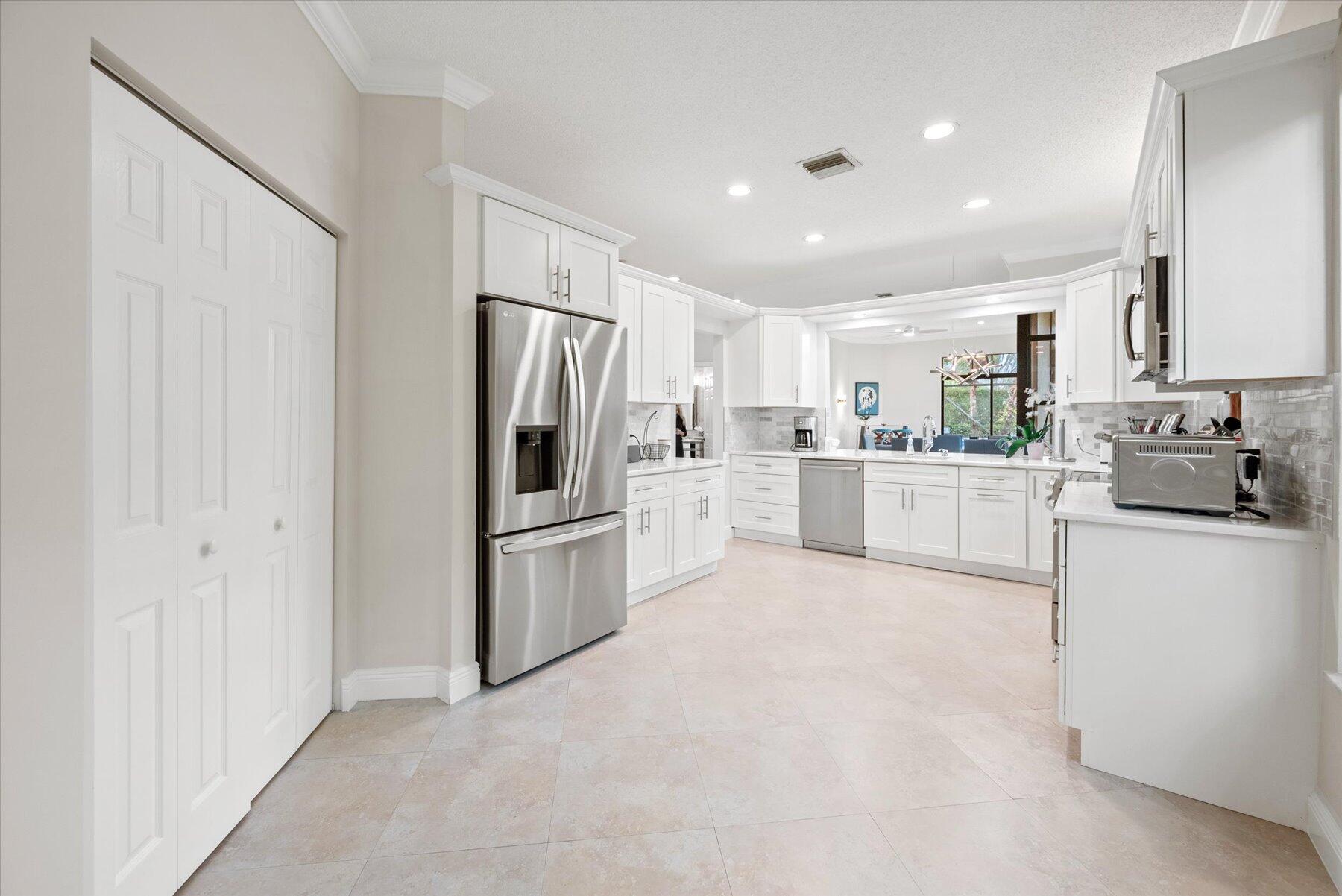 4561 Barclay Fair Way