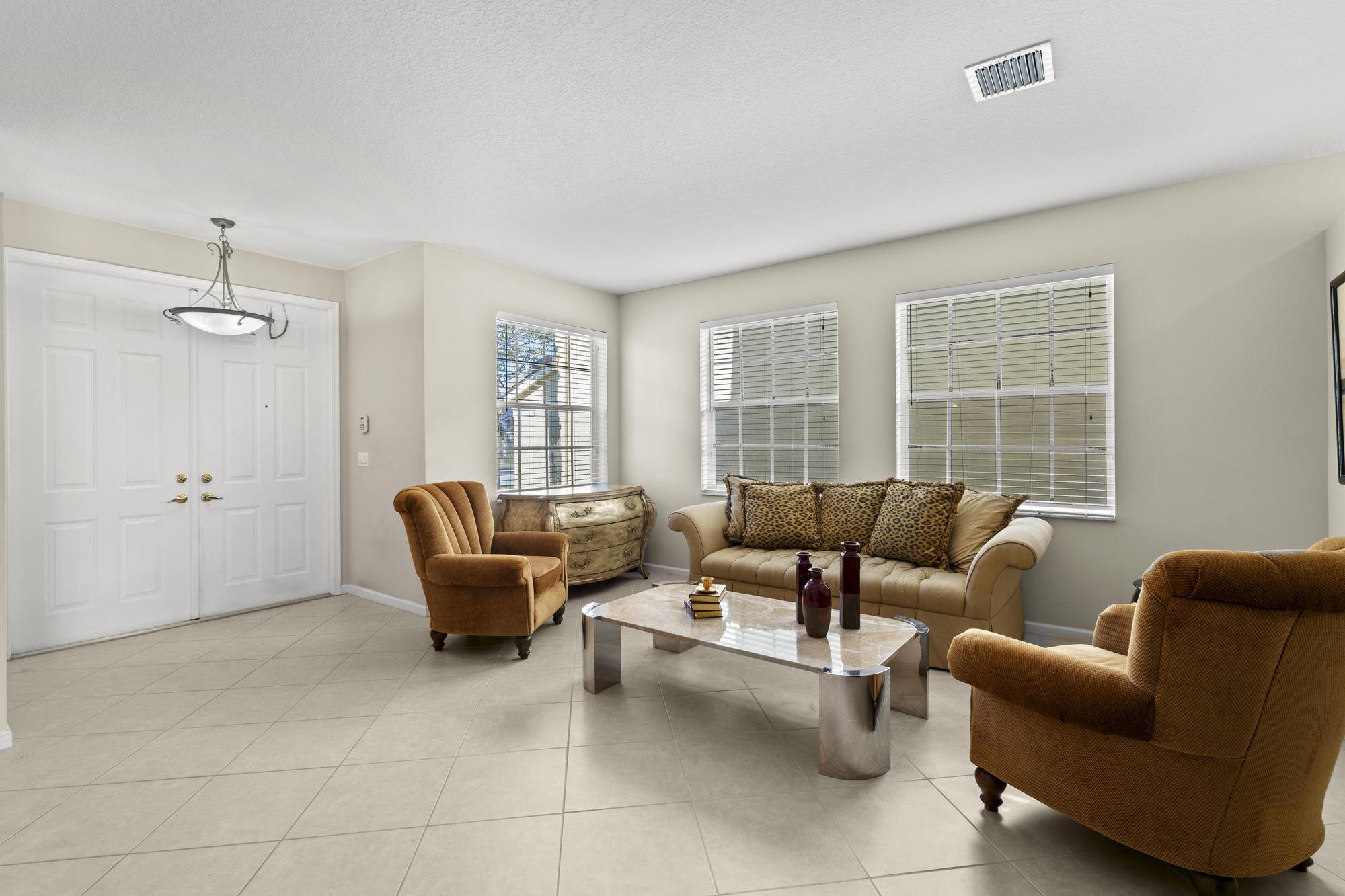9042 Dupont Place