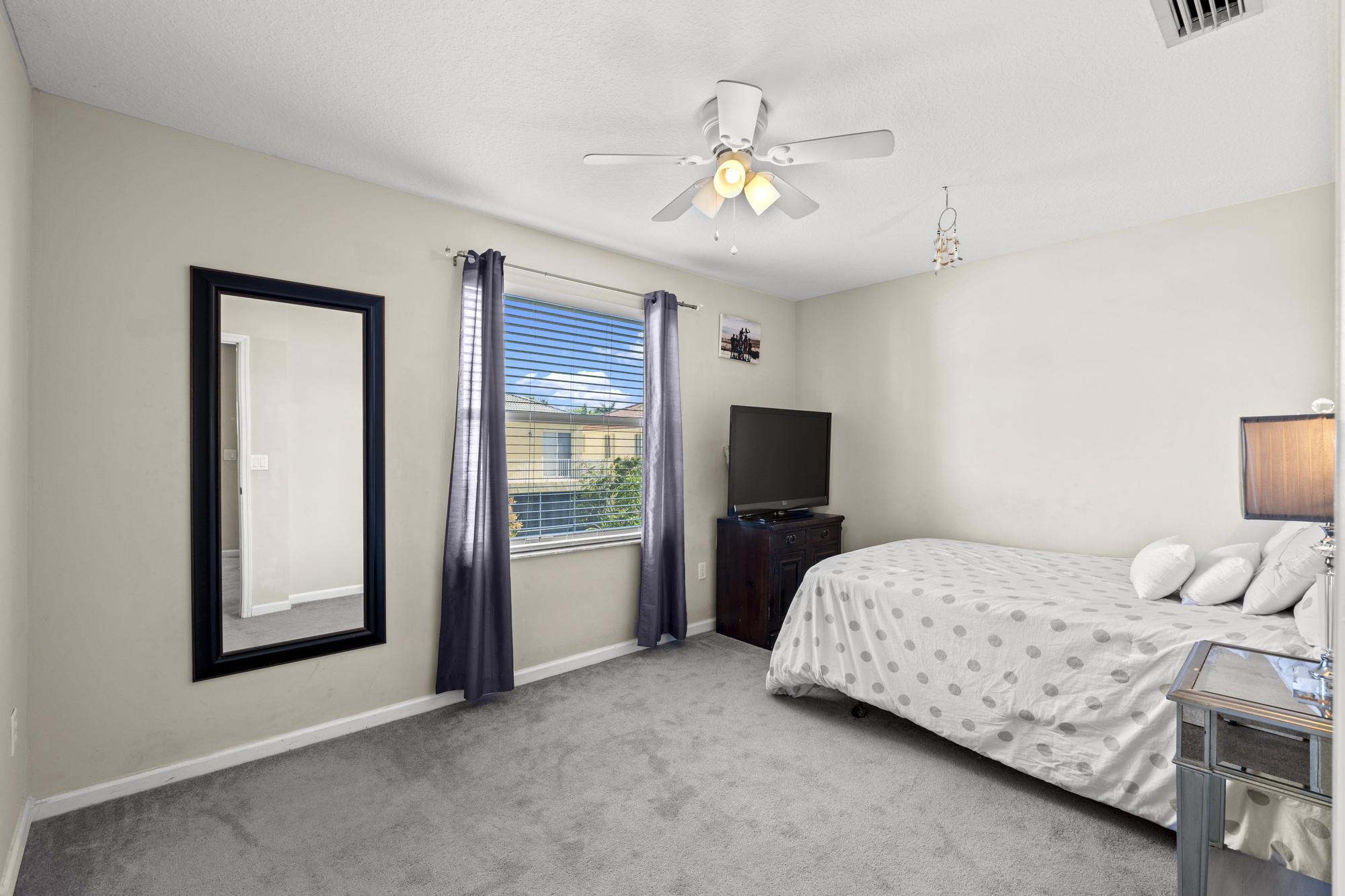 9042 Dupont Place