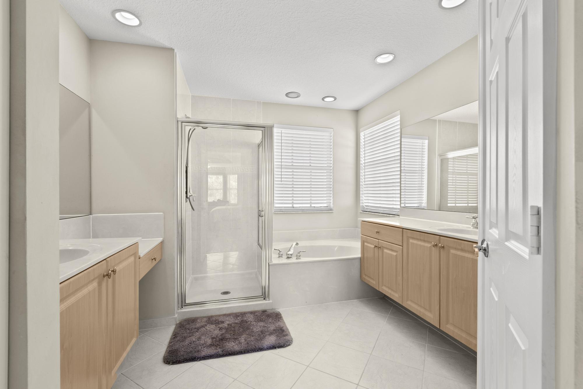 9042 Dupont Place