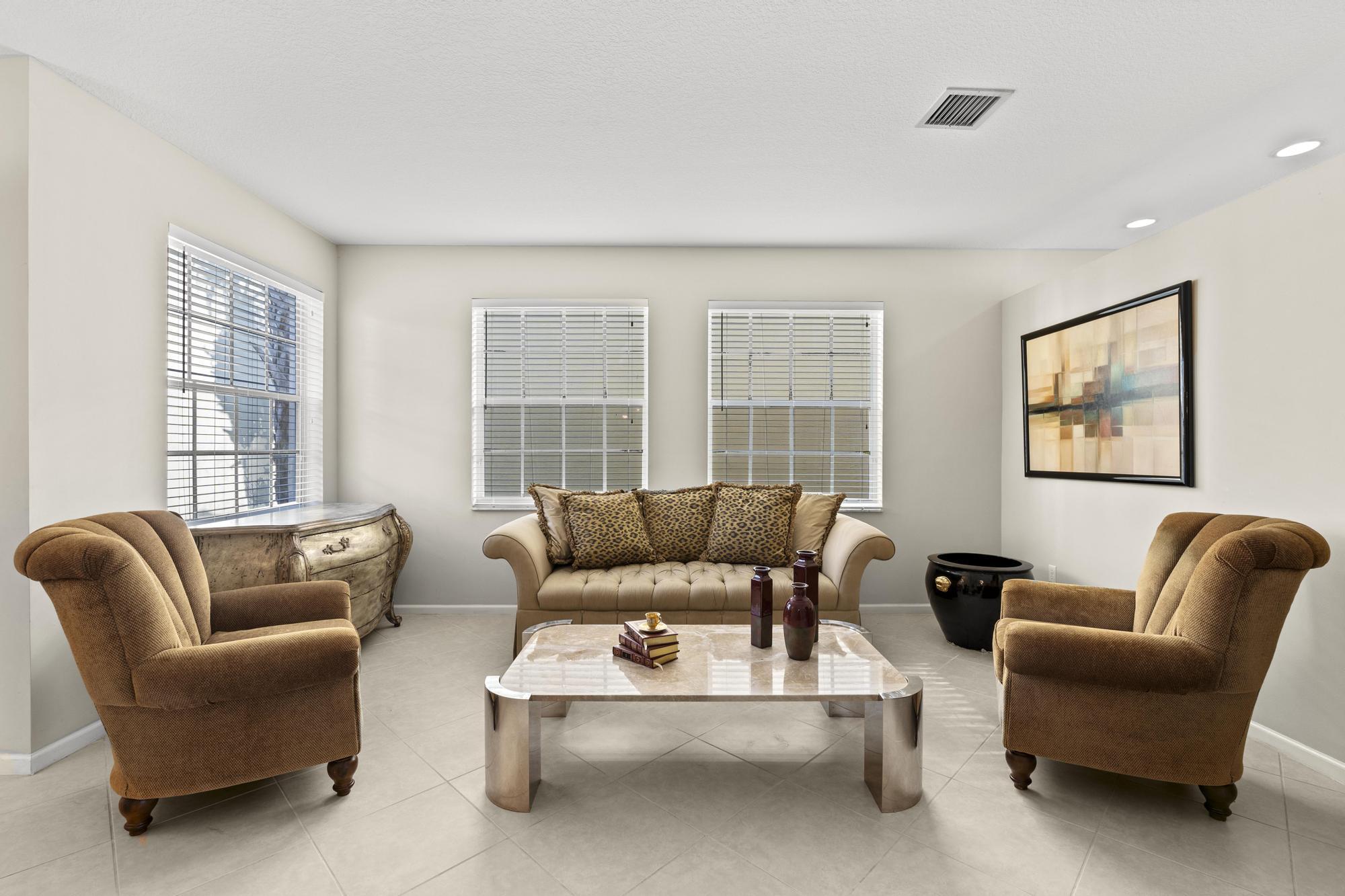 9042 Dupont Place