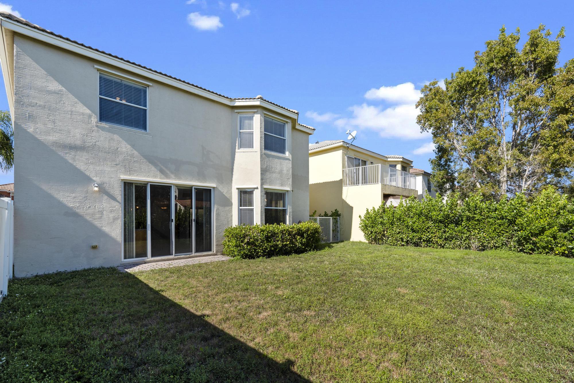 9042 Dupont Place