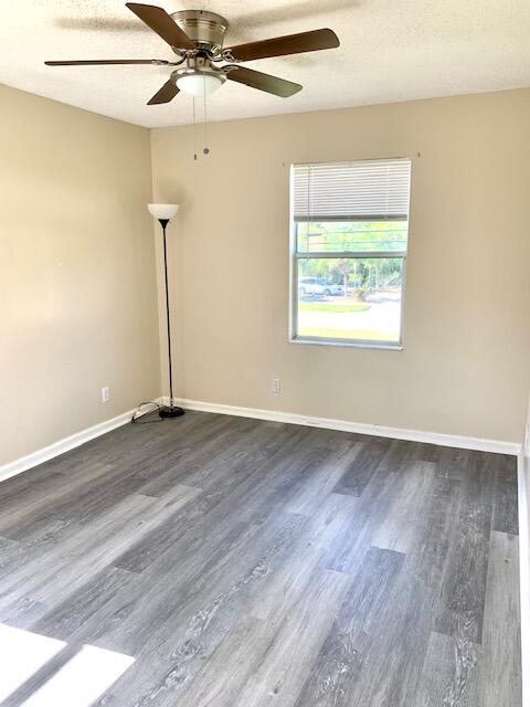 13502 76th Road N