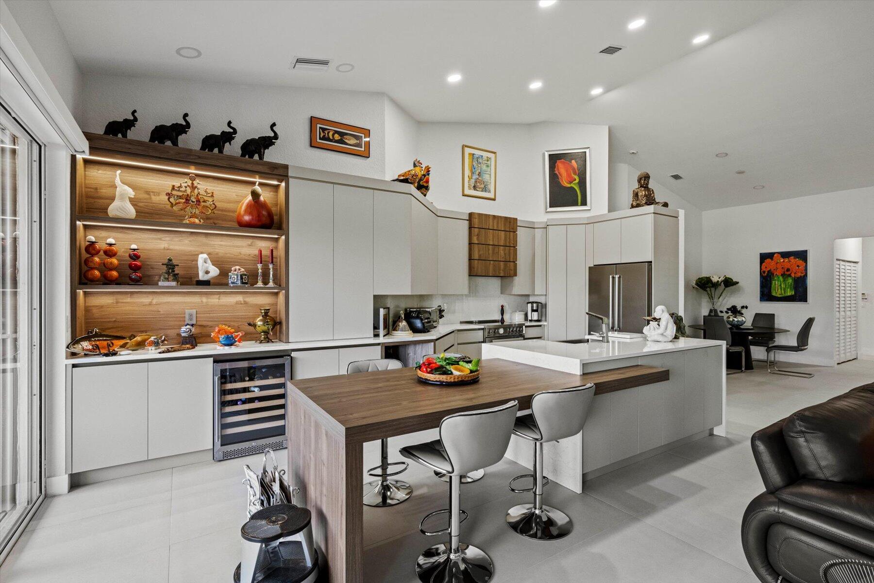 4690 Carlton Golf Drive