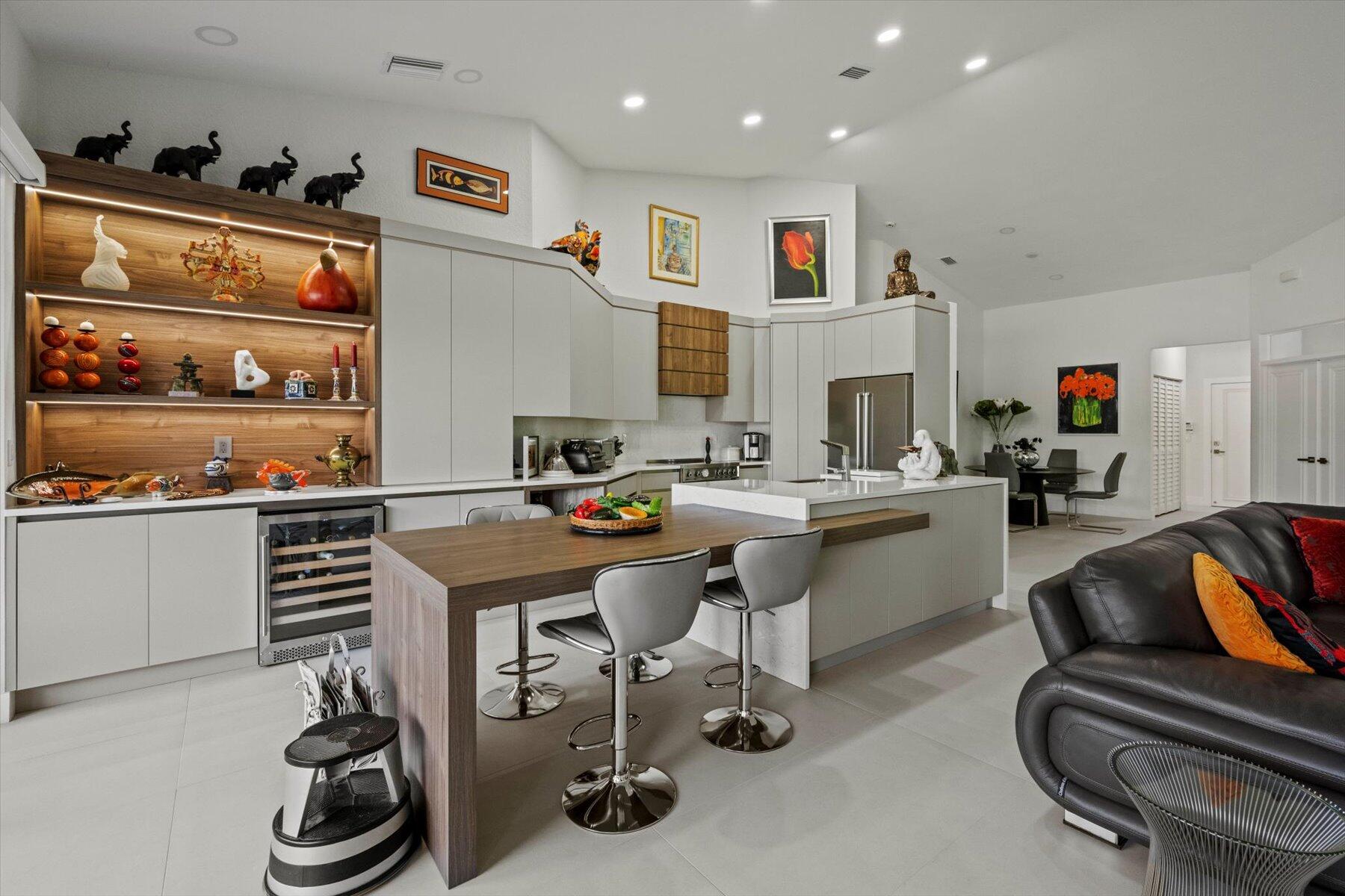 4690 Carlton Golf Drive