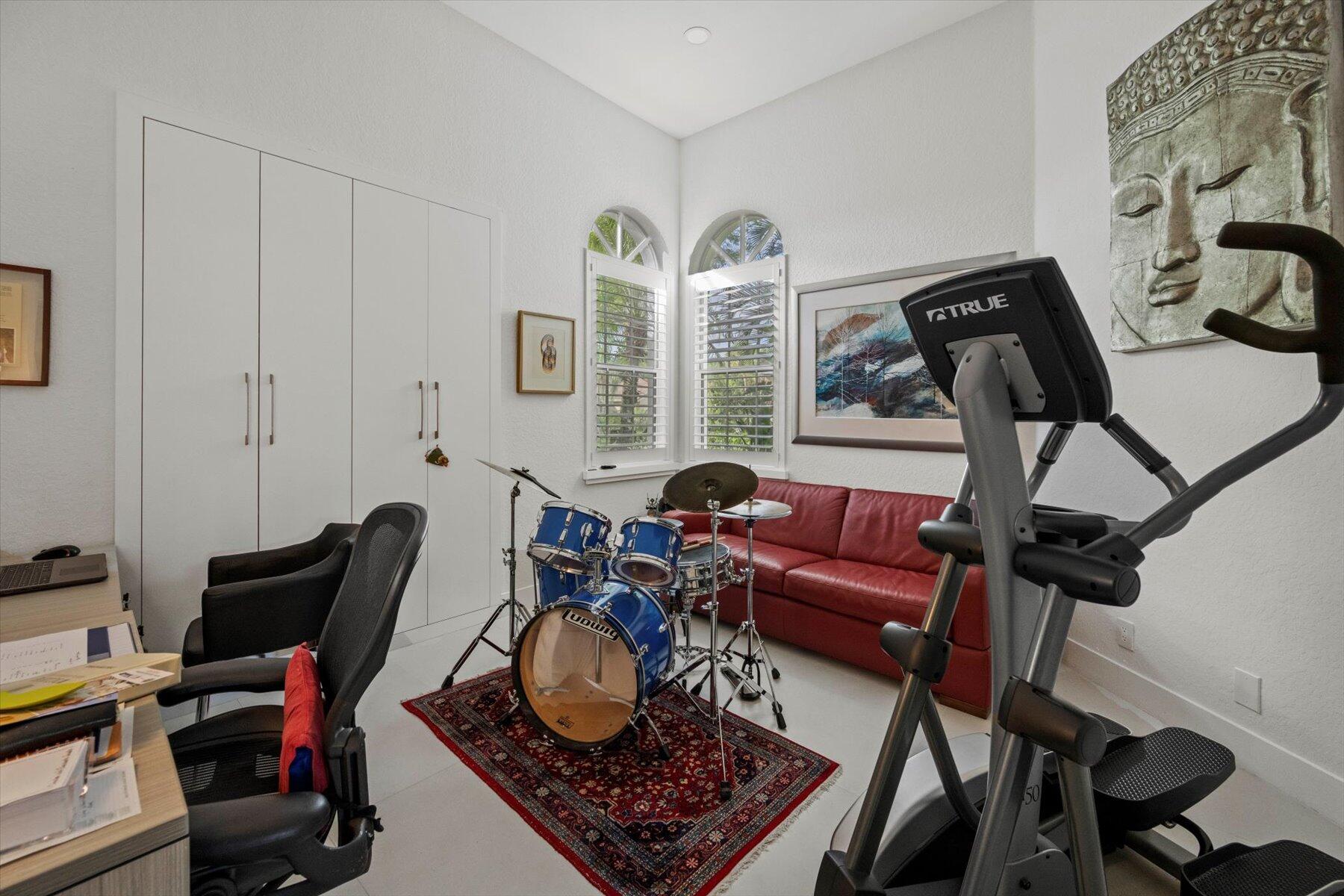 4690 Carlton Golf Drive