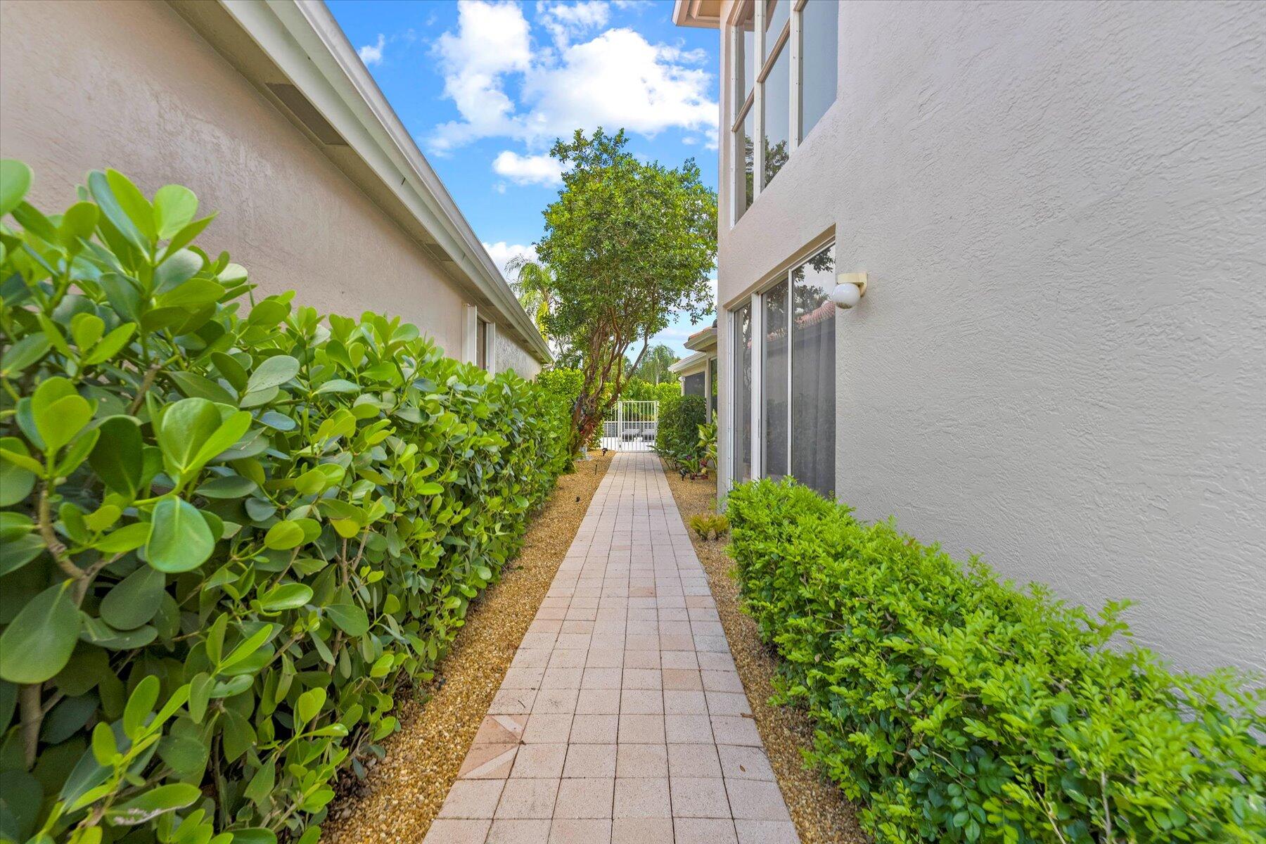 10741 Fairmont Village Drive