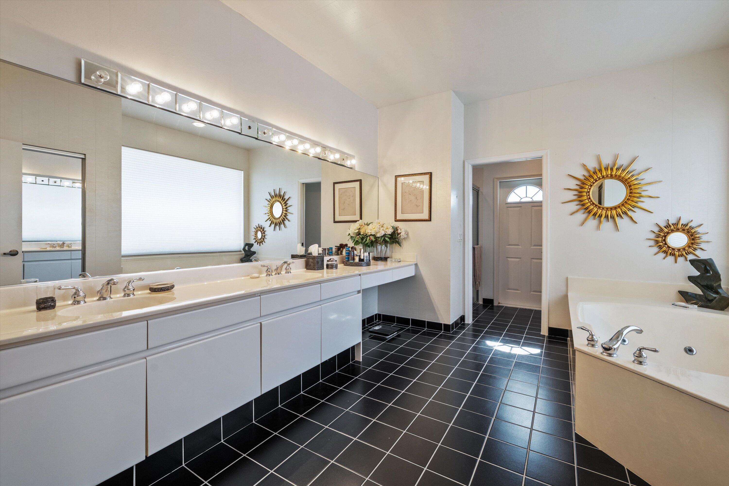 10150 Dover Carriage Lane