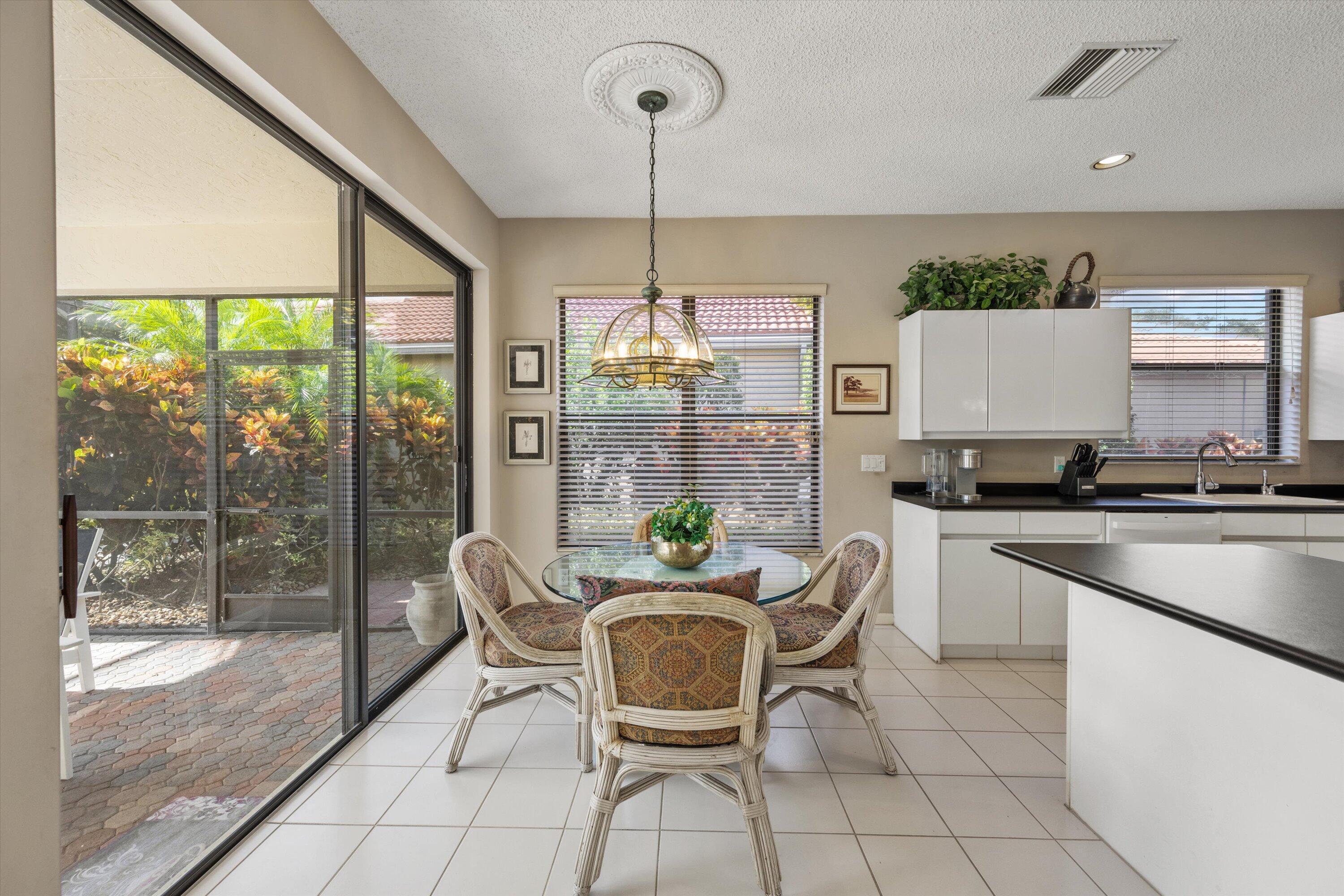 10150 Dover Carriage Lane