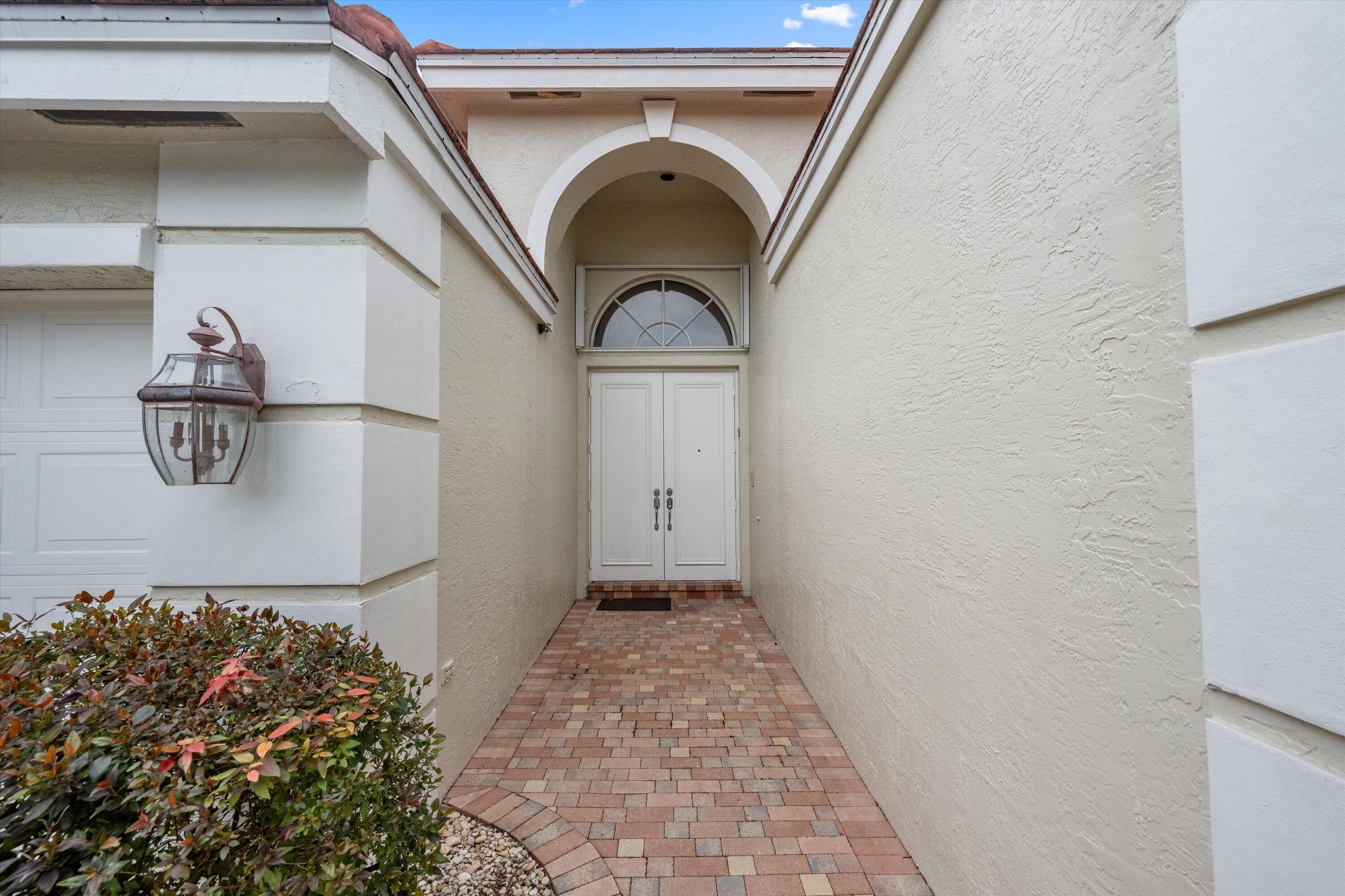 4224 Imperial Isle Drive
