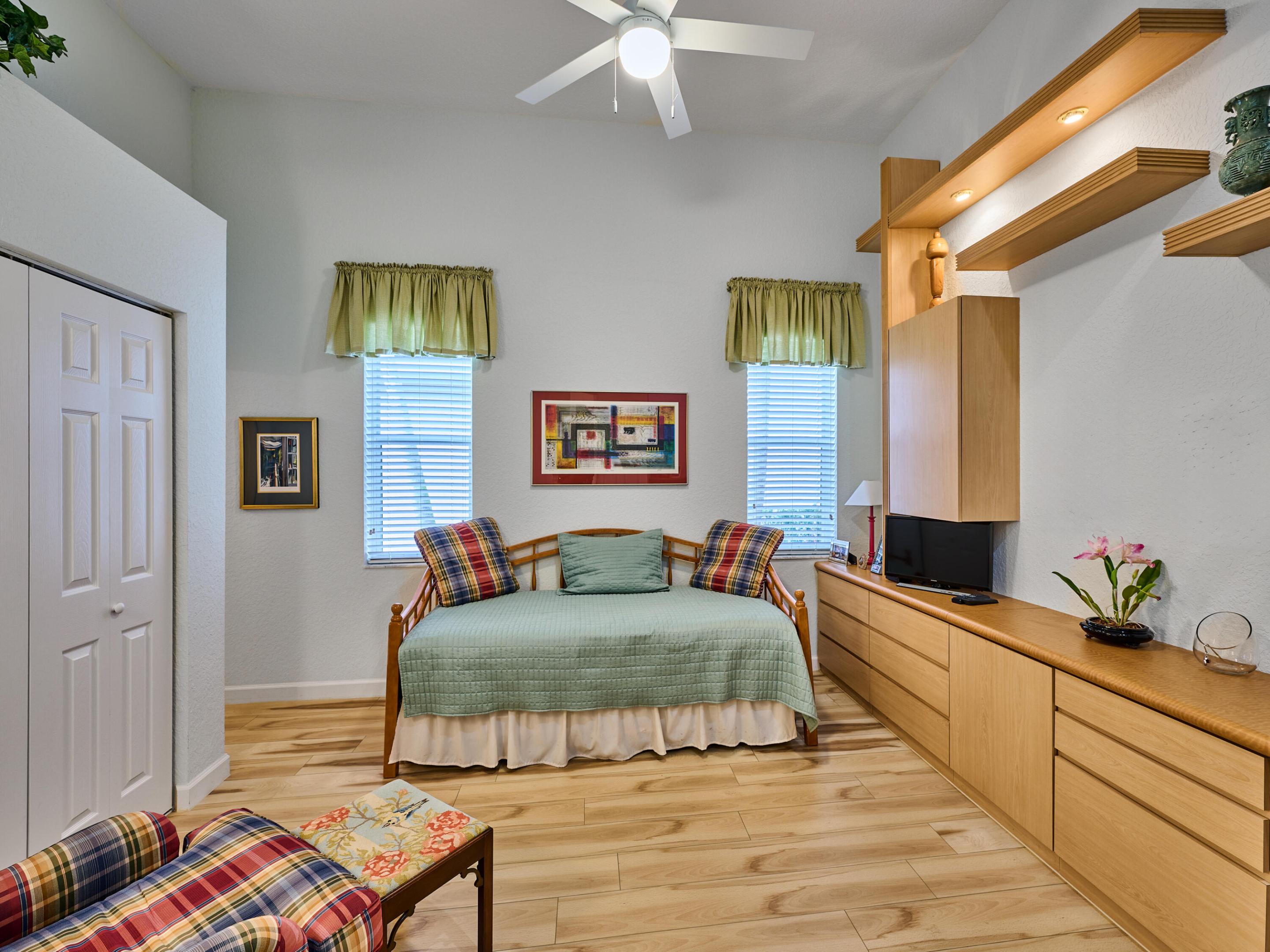 10742 Greenbriar Villa Drive