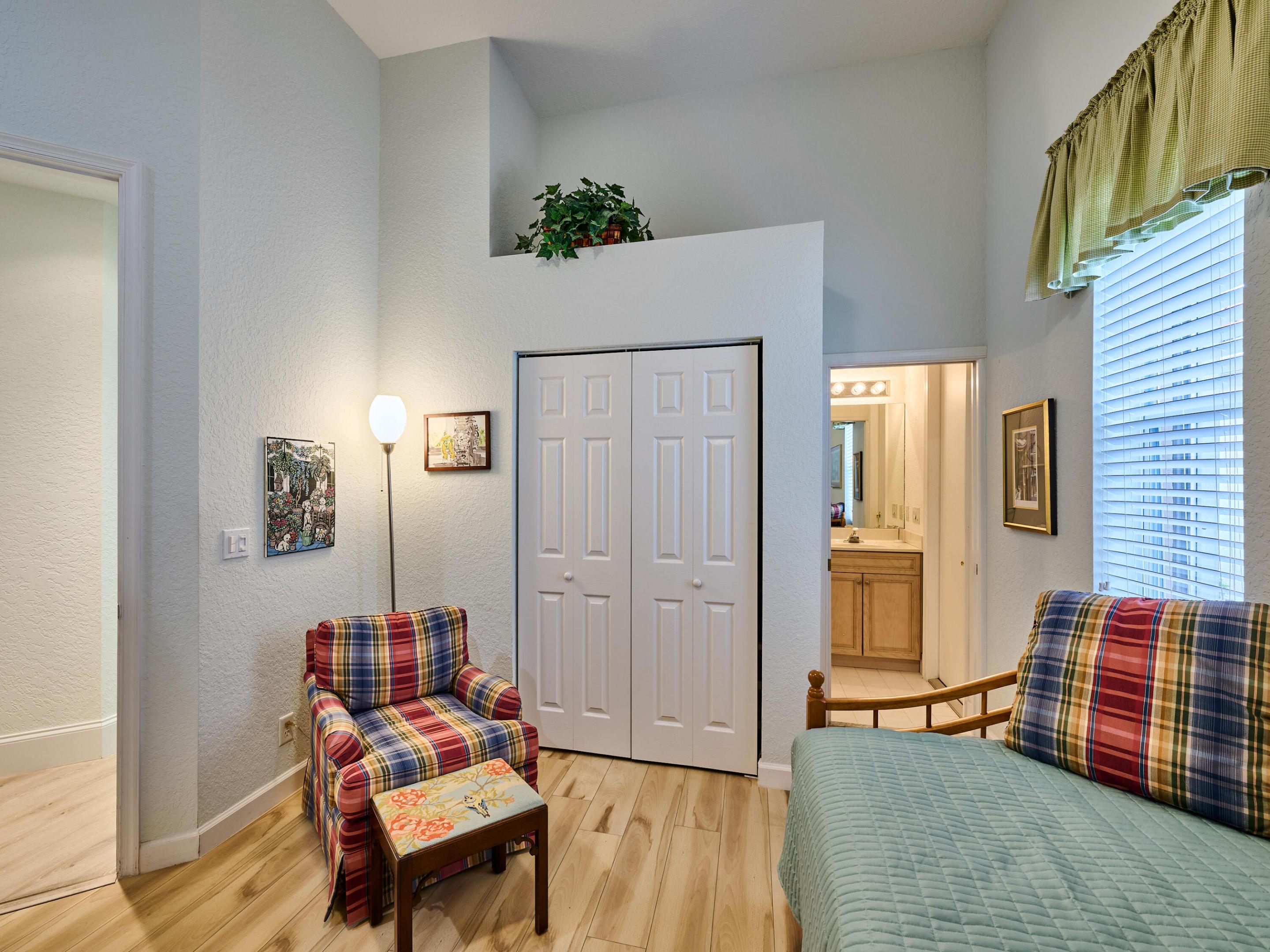 10742 Greenbriar Villa Drive
