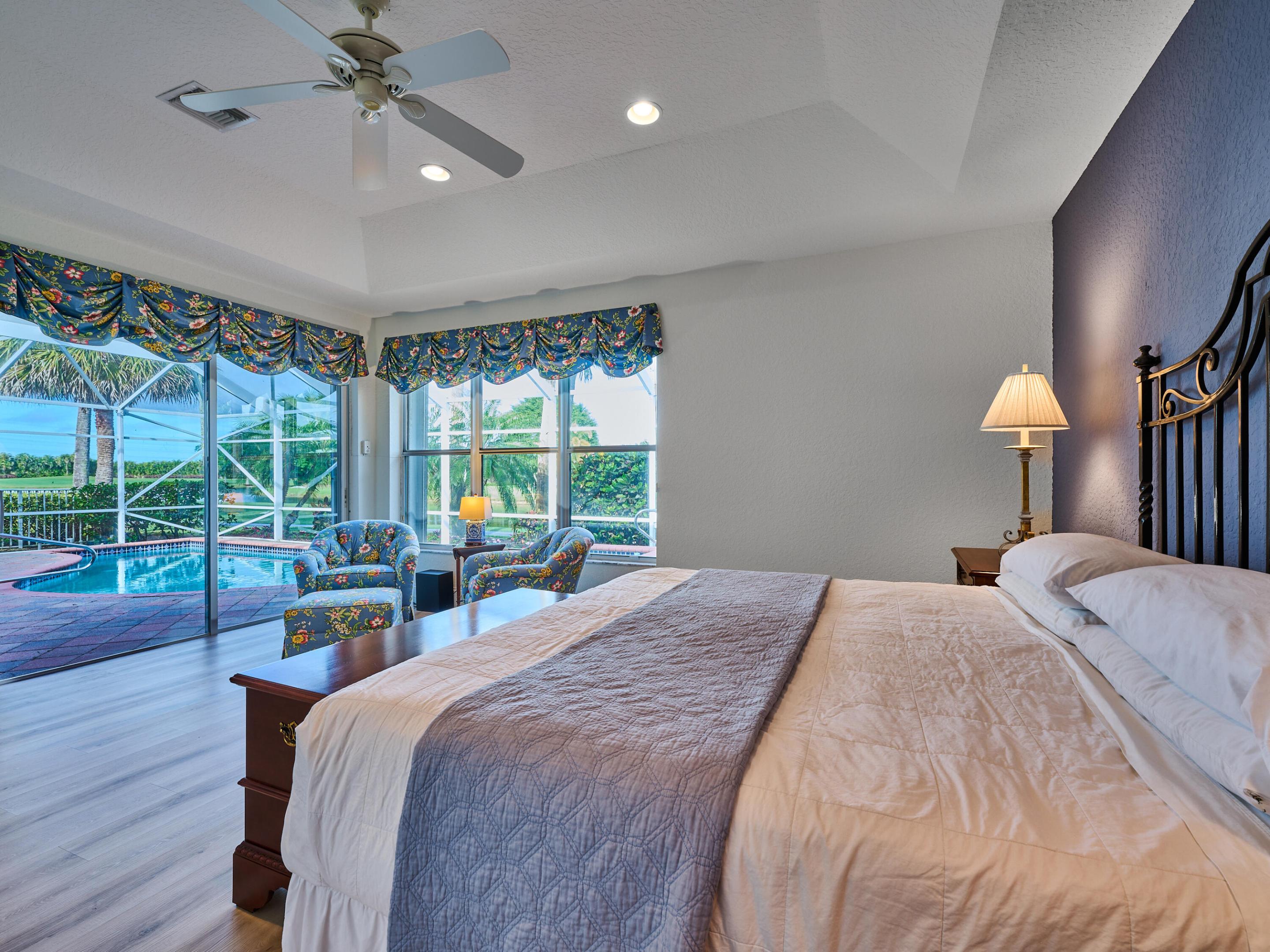 10742 Greenbriar Villa Drive