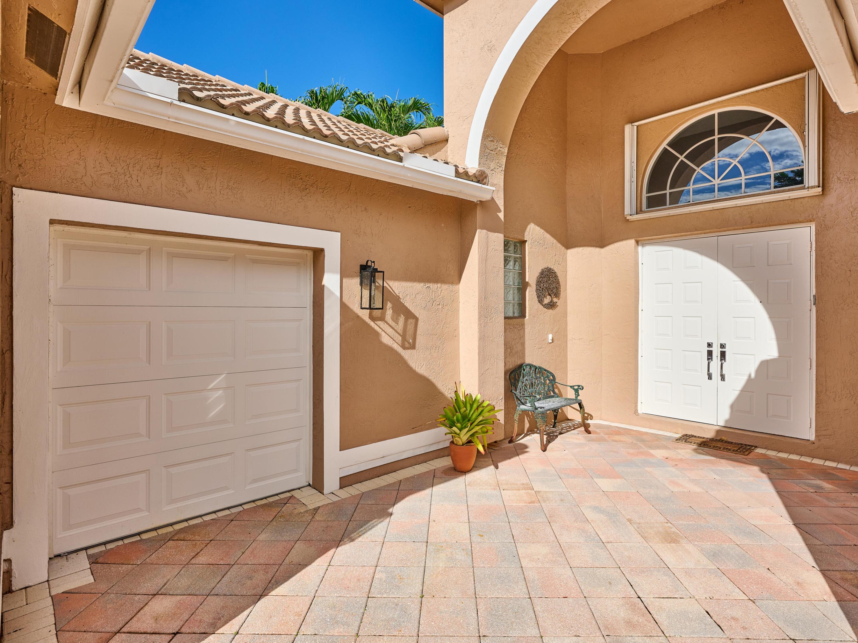 10742 Greenbriar Villa Drive